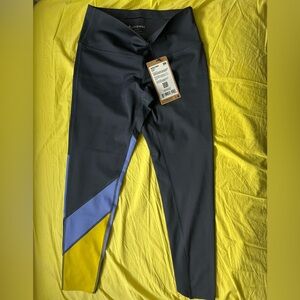 Cotopaxi NWT Gray Blue Yellow Mariposa  yoga pants